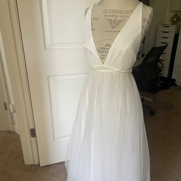 White Tulle Low V Neckline Midi Dress from Sabo Skirt - Picture 2 of 4